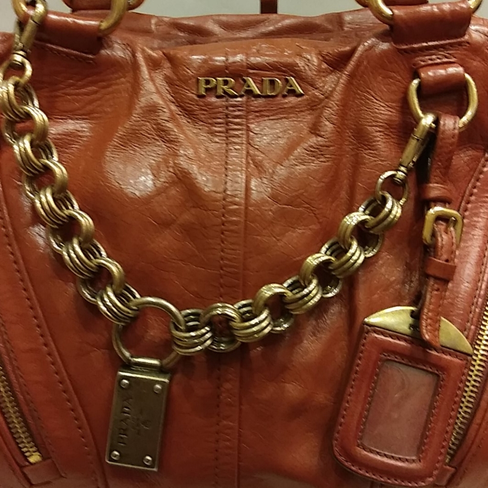 PRADA HANDBAG - Picture 2 of 16
